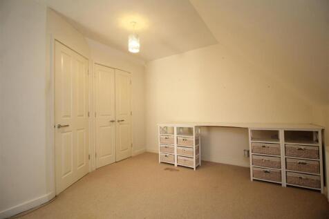 dressing area .JPG