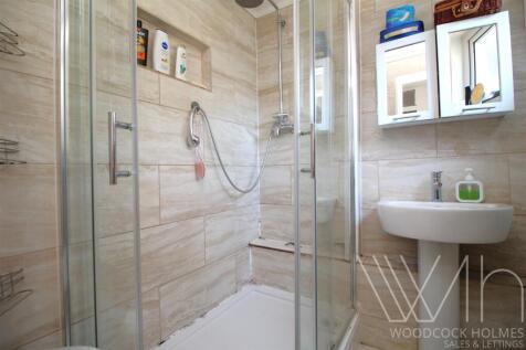 shower room_1.JPG