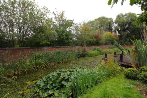 communal grounds.JPG