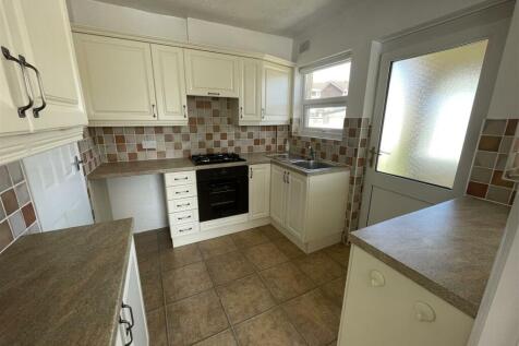Kitchen 1.JPG