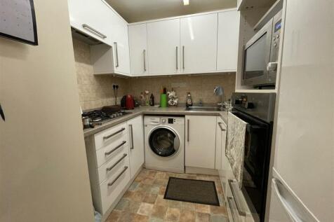 Kitchen.JPG