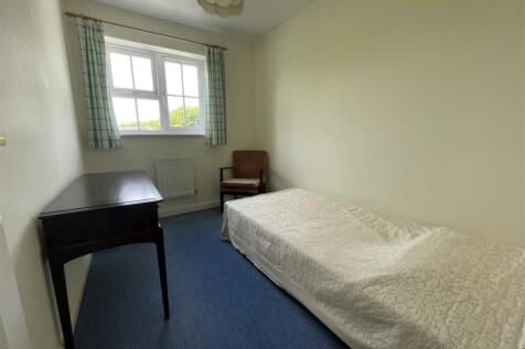 Bedroom 3.JPG