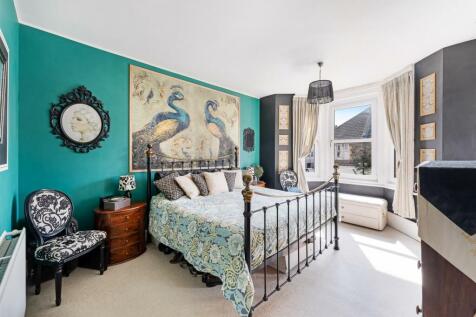 Bedroom One.jpg