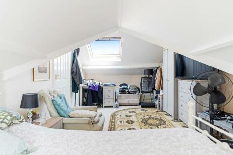 Bedroom Three 2.jpg
