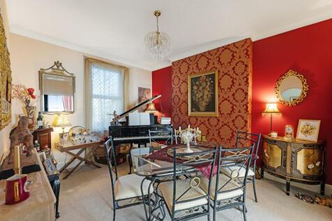 Dining Room.jpg