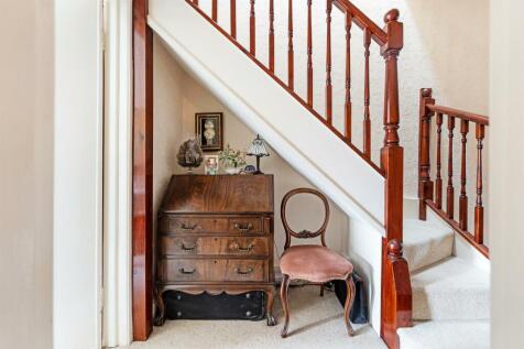 Staircase.jpg