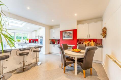 Kitchen Diner 1.jpg