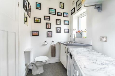 Utility Cloakroom.jpg
