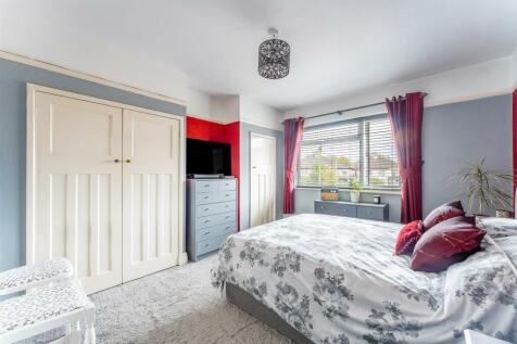 Bedroom one 1.jpg