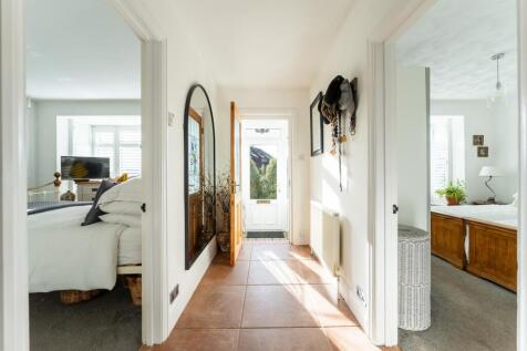 Entrance Hall.jpg