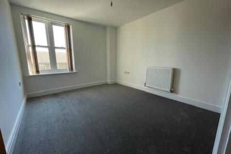 Bedroom One 1.jpg