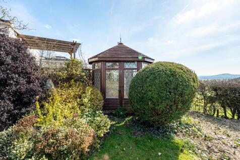 Rear Garden 4.jpg