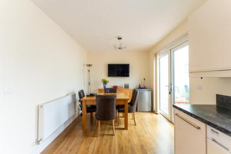 Dining area.jpg