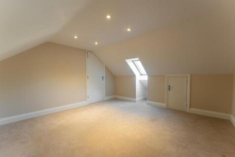 Bedroom 5.jpg