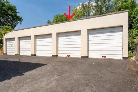 Garage.JPG