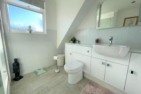 shower room 1.JPG