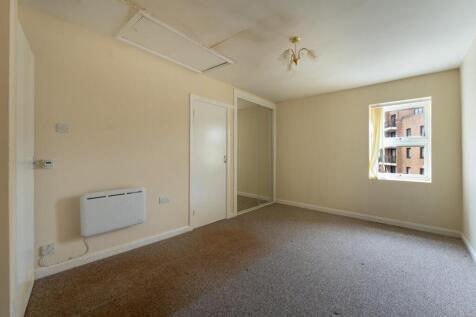 Bedroom One.jpg