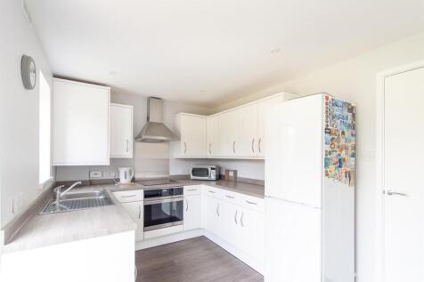 Kitchen 1.jpg