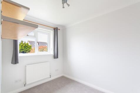 Bedroom 2.jpg