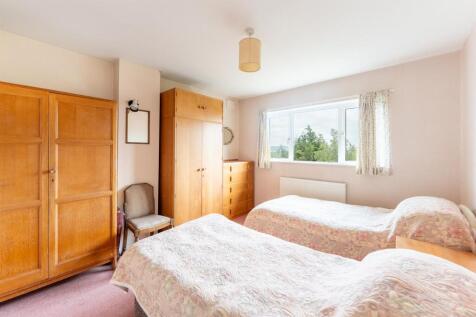 Bedroom 2.jpg