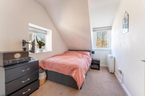 Bedroom One.jpg