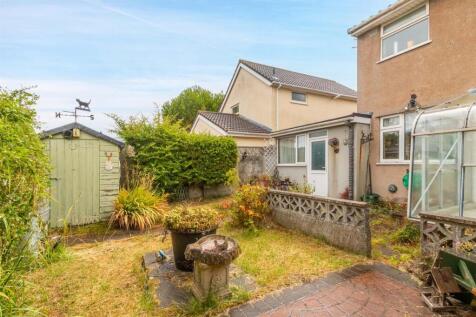 Rear Garden 2.jpg