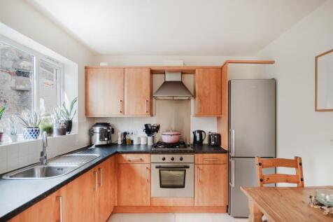 Kitchen 3.jpg