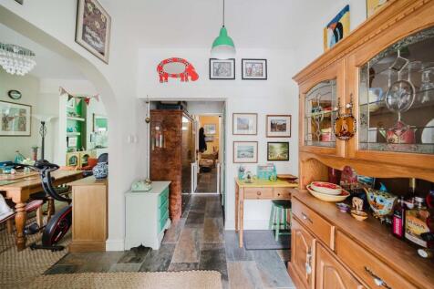 Breakfast Room.jpg