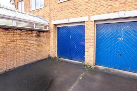 Garage.jpg