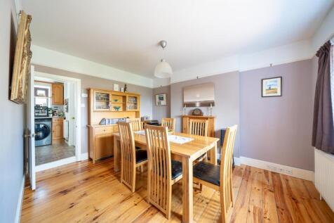 Dining Room.jpg