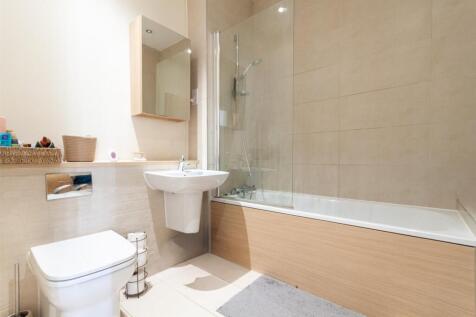 Bathroom.jpg