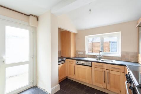 Kitchen 4.jpg