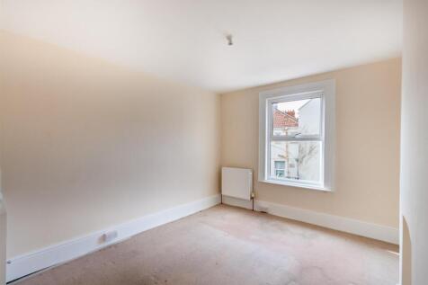 Bedroom 3.jpg