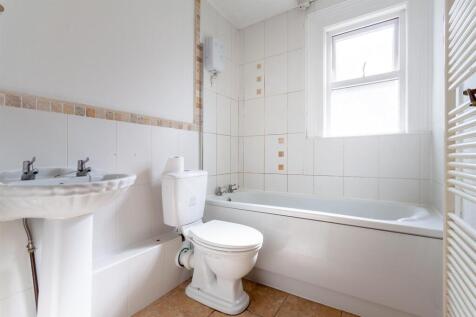 Bathroom.jpg