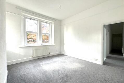 Lounge 2.jpg