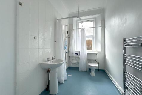 Shower room.jpg