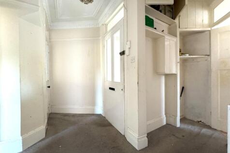 Hall 5 Hibernia Mansions.jpg