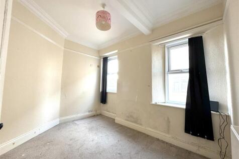 Bedroom 2.jpeg