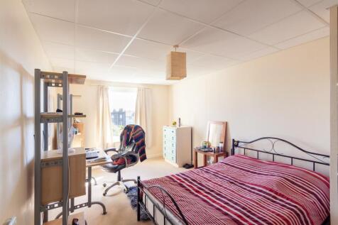 Windsong Flat bedroom 1