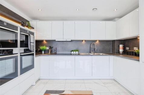 Kitchen/Reception