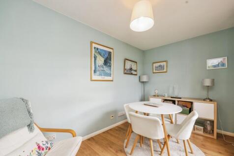 Dining/3rd Bedroom