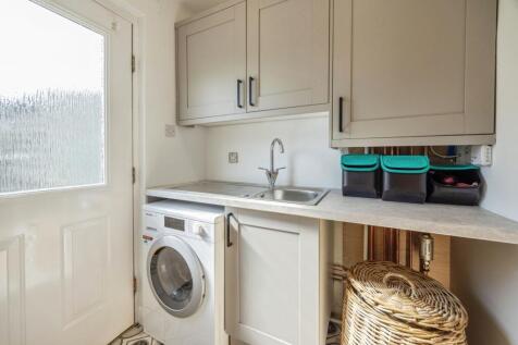 Utility Room/Wc