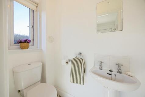 Utility Room/Wc