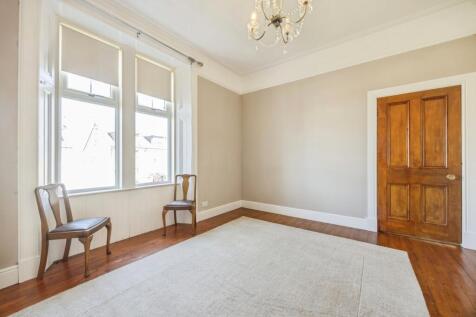 Front Lounge
