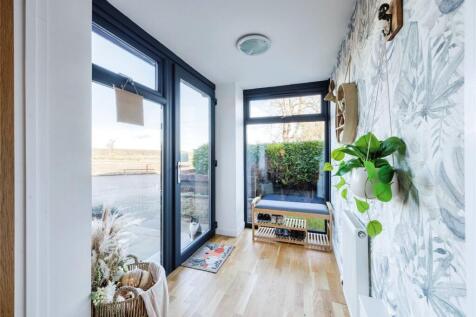 Hallway/Porch