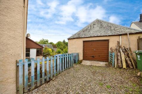 Garage/Outbuilding