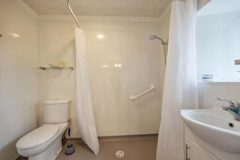 Shower Room/Wc