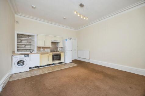 Kitchen/Sitting Room