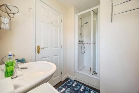En-Suite 2