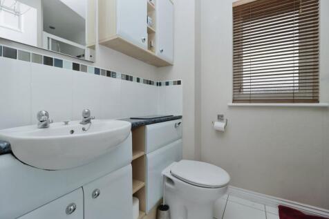 En-Suite 2